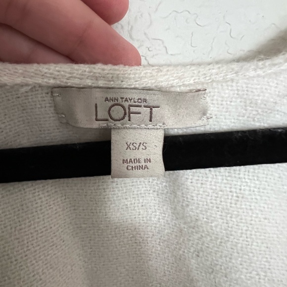 NWOT LOFT Cream wrap - Picture 5 of 6